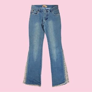 Bisou crochet leg jeans